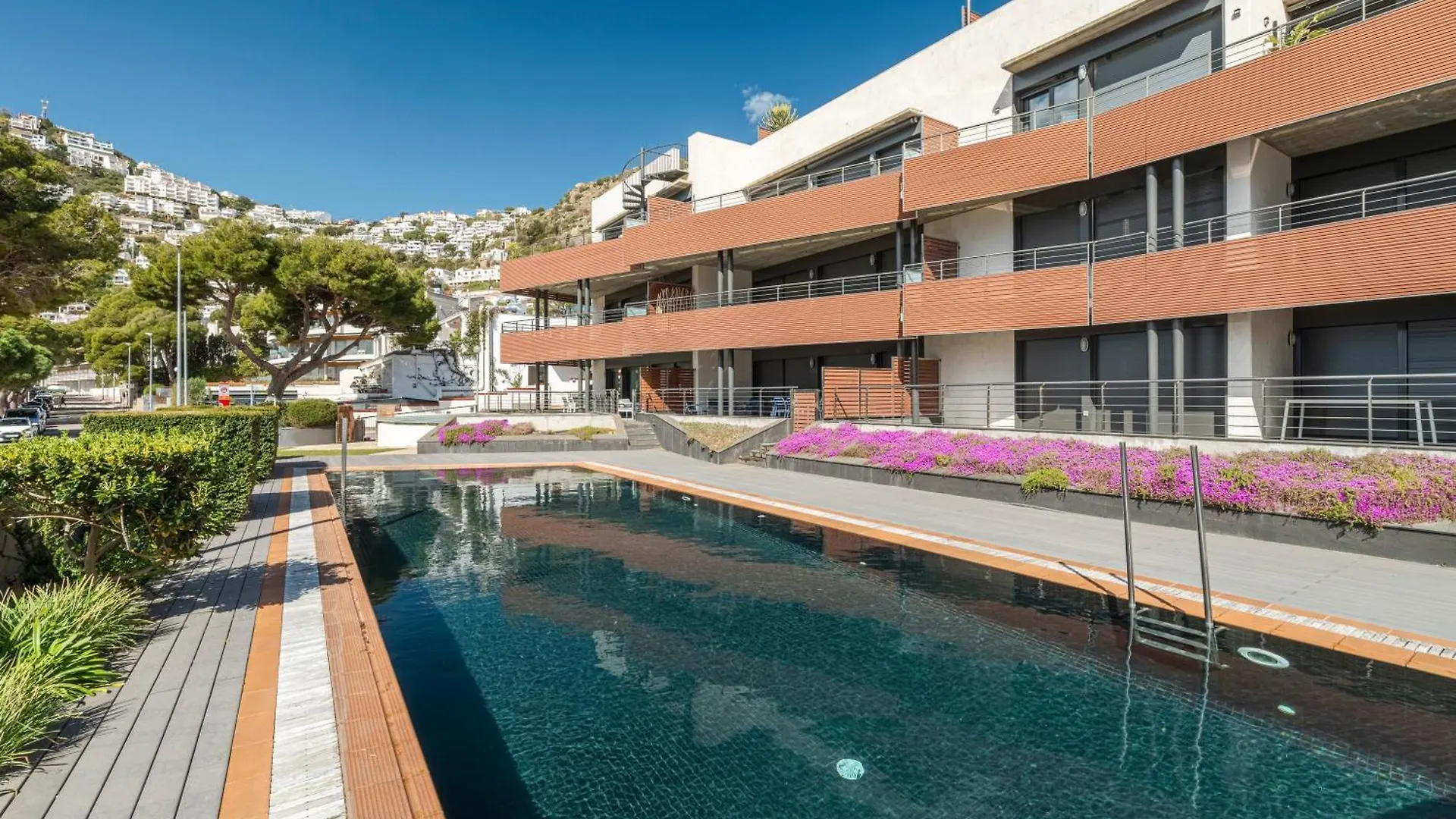 Apartamento Con Gran Terraza Delante Del Mar Roses 0*,