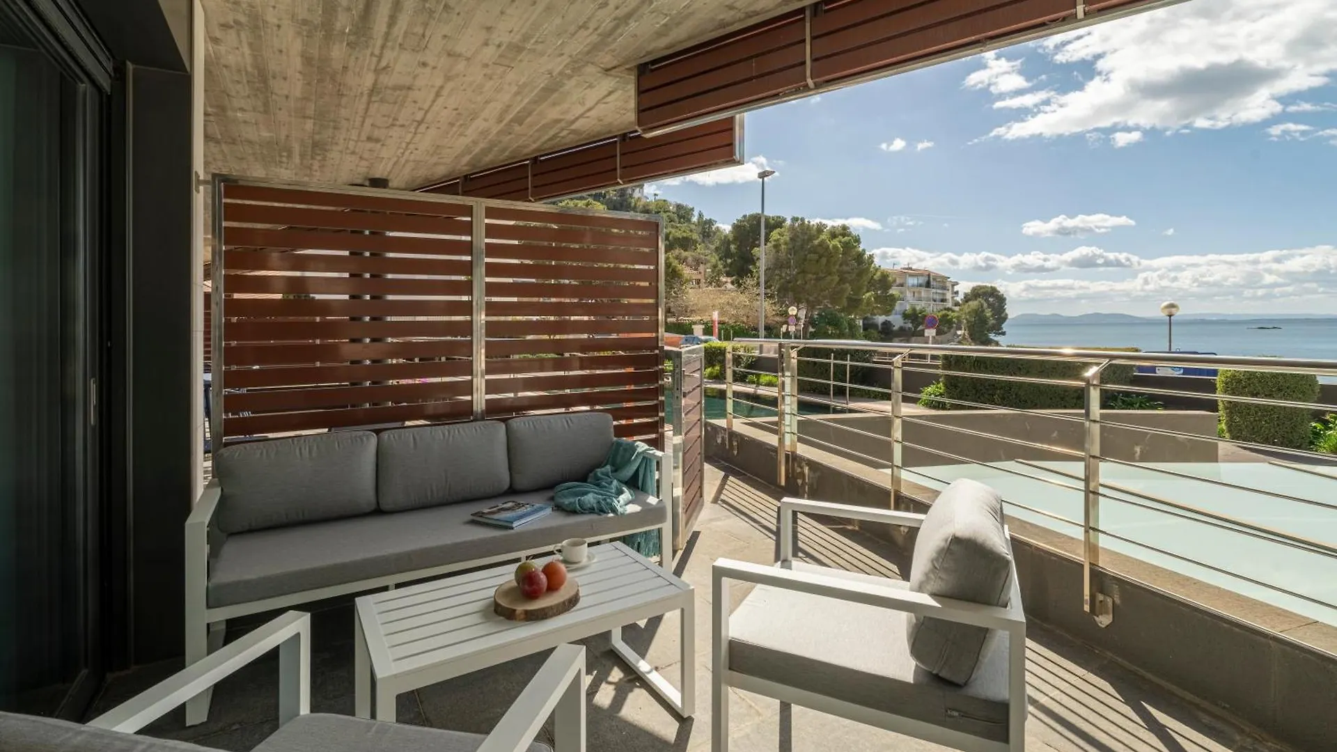 Apartamento Con Gran Terraza Delante Del Mar Roses